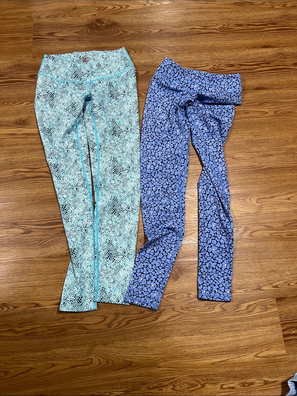J. McLaughlin Blue Patterned Leggings & Aqua Snake-Print Leggings.  2 PAIRS